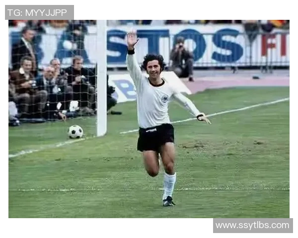 德国足球传奇球星盘点 从贝肯鲍尔到穆勒的辉煌历史 德国足球传奇球星盘点 从贝肯鲍尔到穆勒的辉煌历史