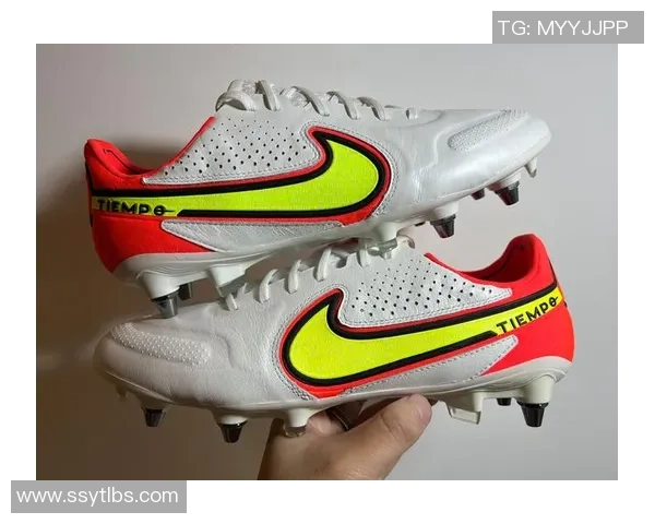 全球顶级球星专用足球鞋大汇总 各品牌独特设计与技术解密